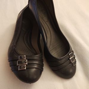 Used Farrow Black Life Striped Wedges